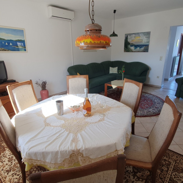 Das Wohnzimmer, House Panorama, Vacation Pula - Haus Palma mit beheiztem Pool und Panorama mit zwei Wohnungen Ližnjan
