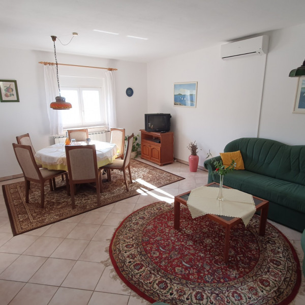 Das Wohnzimmer, House Panorama, Vacation Pula - Haus Palma mit beheiztem Pool und Panorama mit zwei Wohnungen Ližnjan
