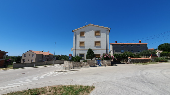 House Panorama, Vacation Pula - Haus Palma mit beheiztem Pool und Panorama mit zwei Wohnungen Ližnjan
